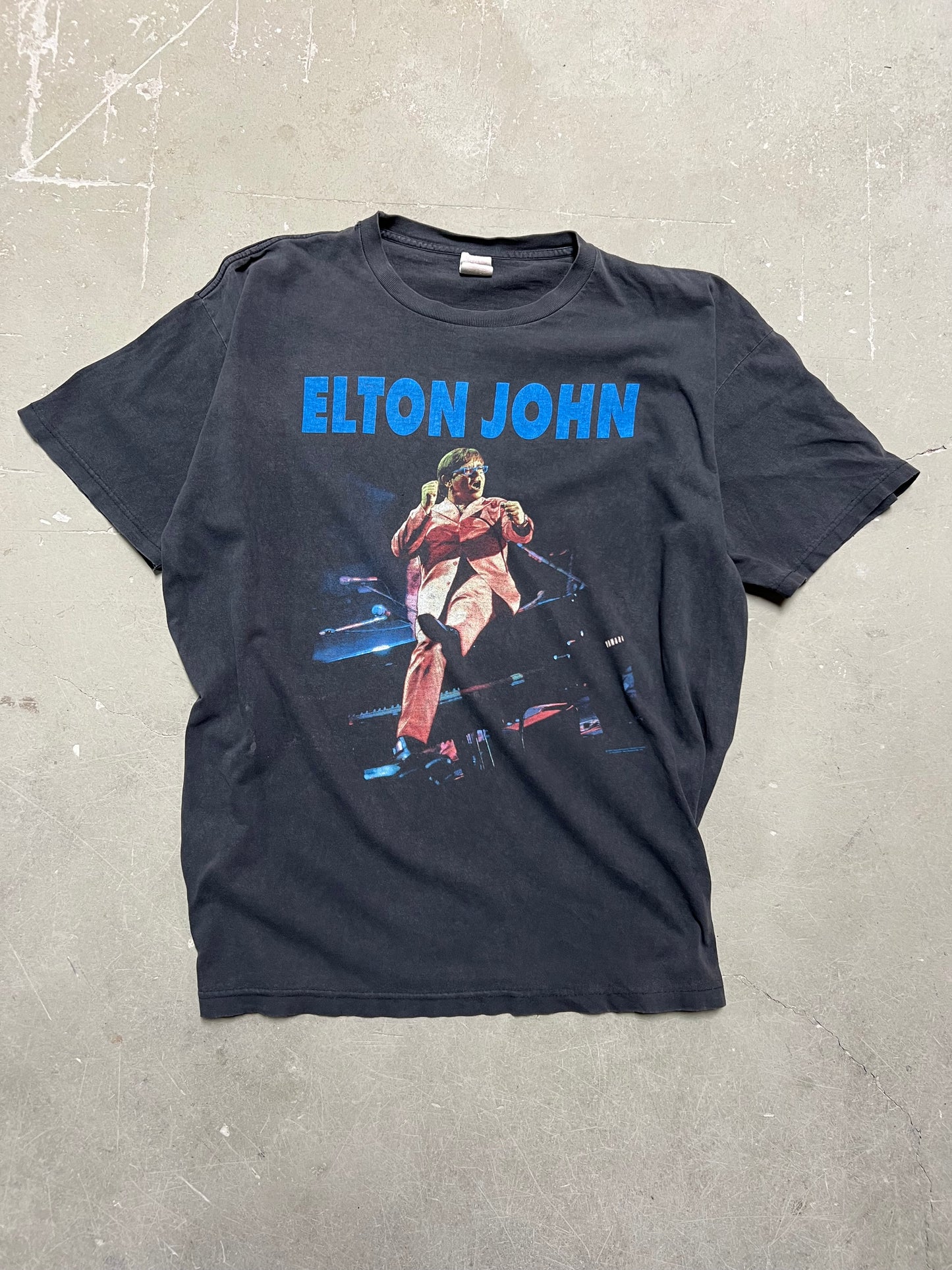Vintage Elton John Bandshirt